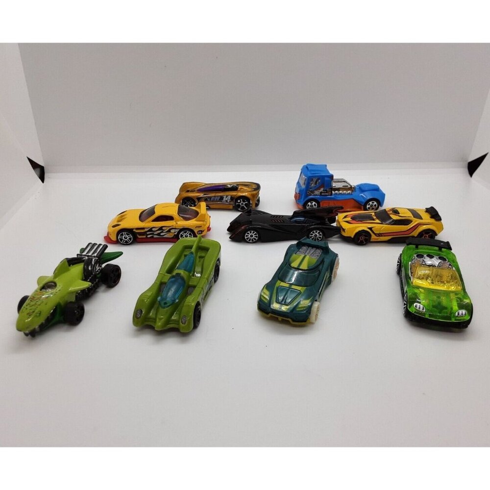 Lot of 9 Hot Wheels cars from 1994 to 2014 Sharkcruiser, 24/Seven, Chicane